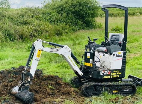 hire a mini digger malvern|self drive mini digger hire.